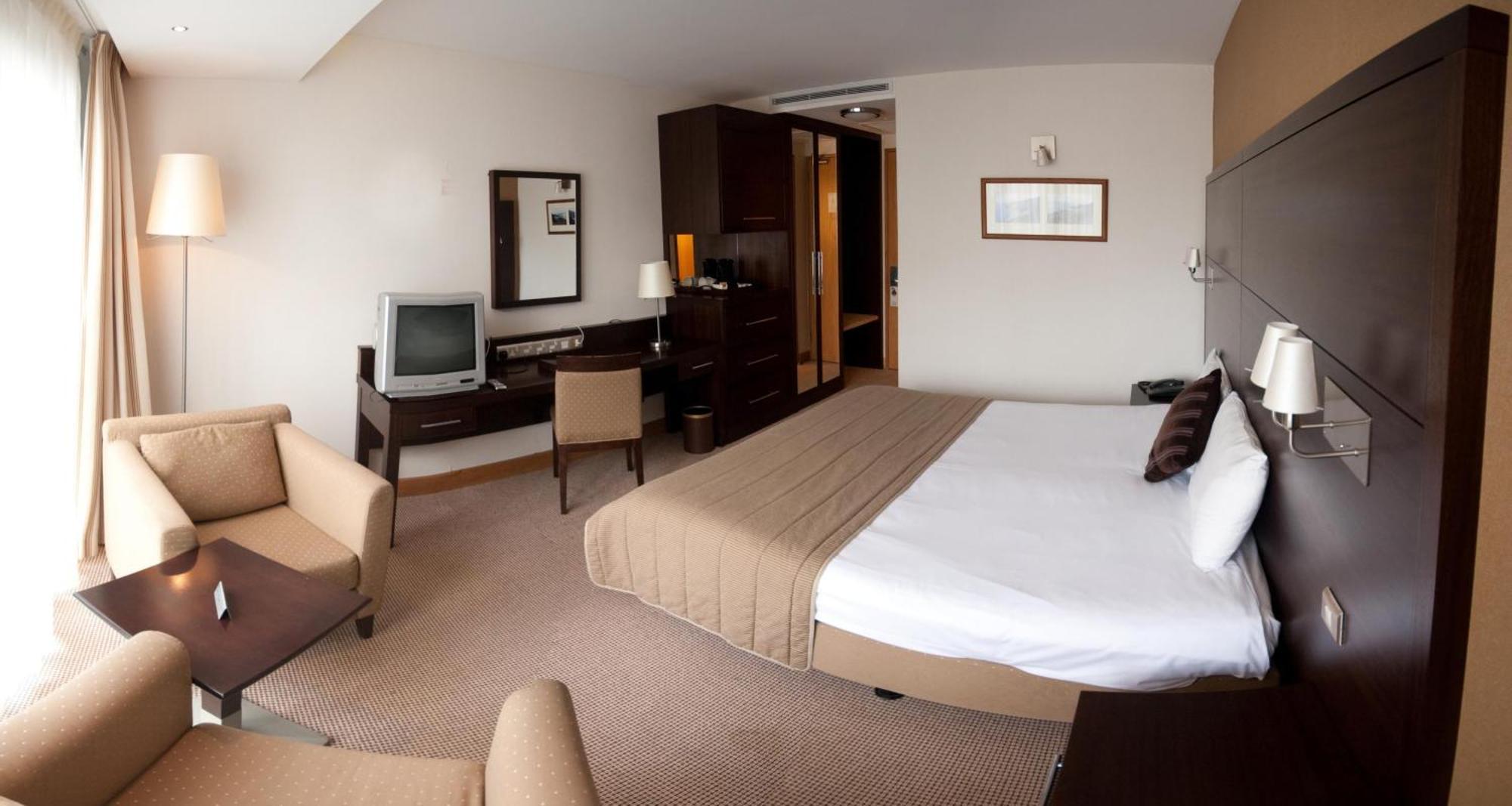 White Sands Hotel Portmarnock Bagian luar foto